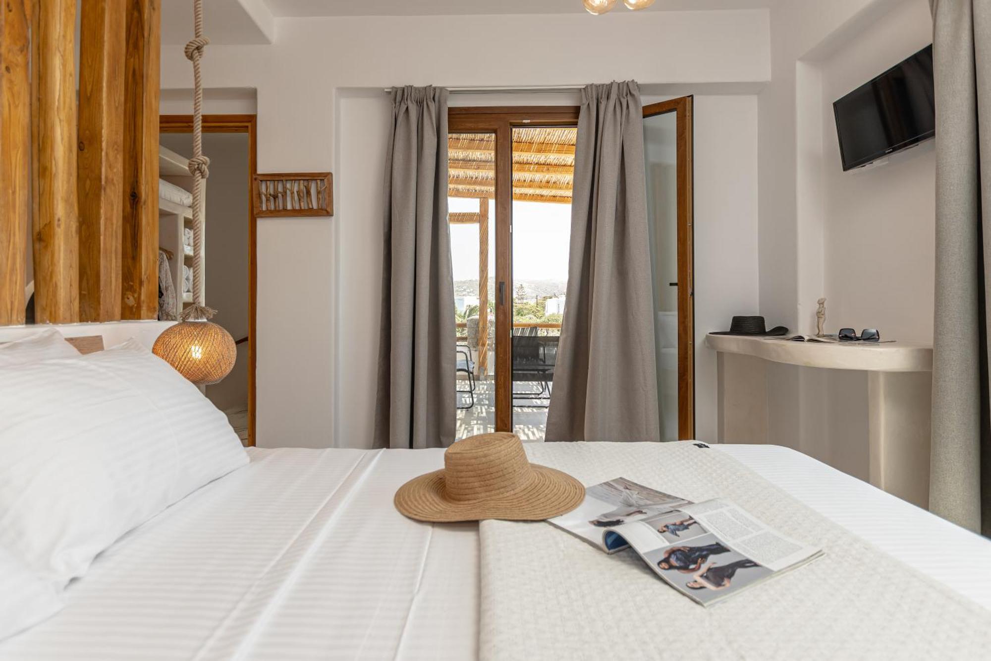 Naxos Beachwalk Plaka Villa Maragkas
